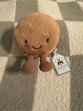 Jellycat Amuseables Mona Macaron